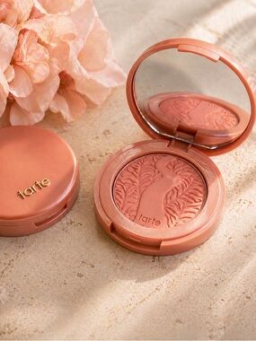 Tarte Amazonian Clay 12-Hour Blush “Delight” | Travel Size 0.052 oz | Peach Glow